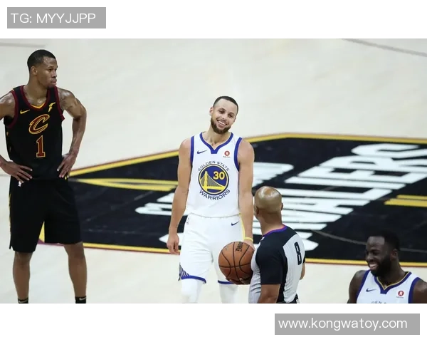 2017年总决赛第三场骑士对勇士精彩直播回顾与分析